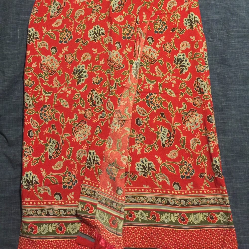 Vintage Talbots Red Floral Midi Skirt - Picture 3 of 8